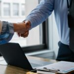 Τρεις στις 10 επιχειρήσεις ετοιμάζονται για προσλήψεις – Πρωταγωνιστούν τεχνολογία και τουρισμός