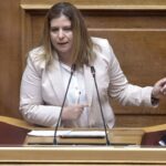 «Στη ζωή μου έχω σκίσει πολλά καλσόν» – Απάντηση της Συρεγγέλα στη νέα επίθεση από Κωνσταντοπούλου