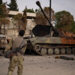 Συρία: Τανκ χτύπησε ρεπόρτερ την ώρα ζωντανής μετάδοσης στο Χαλέπι