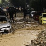 Φονική κακοκαιρία: Δύο νεκροί σε Γλυφάδα και παράλιο Άστρος – Εικόνες χάους και καταστροφής