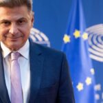 Επιμένει ο Φαραντούρης για κόμμα Καρυστιανού: Καλοδεχούμενο – Αν αποφασίσω άλλον δρόμο θα ενημερώσω