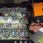 Σπάτα: Πώς οι Κινέζοι «τρύπωναν» σε κινητά – Η μέθοδος «SMS Blaster Attack» και η ψεύτικη κεραία