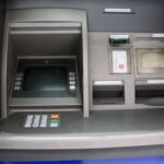 Συναγερμός για φωτιά σε ΑΤΜ στη Θεσσαλονίκη: Την έσβησε αστυνομικός με πυροσβεστήρα