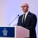 Στίβεν Μίραν (Fed): Η απορρύθμιση στις ΗΠΑ θα ενισχύσει την ανάπτυξη – Το παράδειγμα της ΕΕ