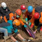 Στους 17 οι νεκροί μετά από κατολίσθηση στην Ινδονησία – Συνεχίζονται οι έρευνες για αγνοούμενους