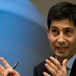 O Κέβιν Γουόρς o εκλεκτός του Τραμπ για την προεδρία της Fed στη θέση του Πάουελ