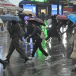 Σε τροχιά διαδοχικών κακοκαιριών από αύριο: Βροχές από Τετάρτη, καταιγίδες το Σαββατοκύριακο