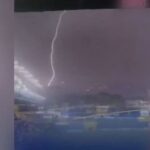 Αγρίνιο: Κεραυνός χτύπησε το γήπεδο του Παναιτωλικού – Tο εντυπωσιακό στιγμιότυπο
