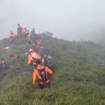 Ινδονησία: Οι αρχές εντόπισαν τα συντρίμια του αεροσκάφους με τους 11 επιβάτες