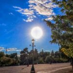 Καιρός: Αίθριος με τοπικές νεφώσεις στα δυτικά και τα νότια – Άνοδος της θερμοκρασίας