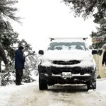 Εύβοια: Επιχείρηση απεγκλωβισμού δύο νεαρών στην Δίρφυ που αποκλείστηκαν στα χιόνια