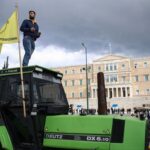 Αγρότες: Άνοιξαν δρόμους, αποφασίζουν για εκπροσώπους – Συλλαλητήριο… χωρίς τρακτέρ στο Μαξίμου