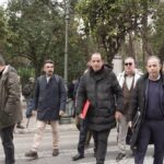 Ξεκίνησε η κρίσιμη συνάντηση εκπροσώπων των αγροτών με τον Κυριάκο Μητσοτάκη στο Μαξίμου