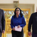 Βενεζουέλα: Η Ροντρίγκεζ προωθεί μεταρρυθμίσεις στο πετρέλαιο και άνοιγμα σε ξένες επενδύσεις