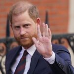 Ο Χάρι ξανά απέναντι στα tabloids – Αυτή τη φορά με το βλέμμα στη συμφιλίωση