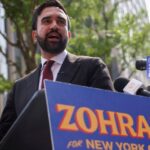 Ο δήμαρχος Νέας Υόρκης Μαμντάνι καταδικάζει τη στρατιωτική επίθεση των ΗΠΑ στη Βενεζουέλα