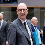 «Πρώτη θετική ένδειξη» η άρση επιβολής δασμών από τον Τραμπ, λέει ο Γάλλος Υπουργός Οικονομικών