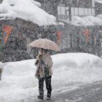 Ισχυρές χιονοπτώσεις στην Ιαπωνία – Σοβαρά προβλήματα στην κυκλοφορία