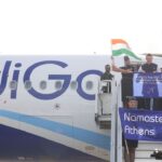 Indigo: Για πρώτη φορά ενώνεται το «Γεια σας» με το «Namaste»