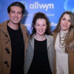 Βραδιά θεάτρου με την υπογραφή της Allwyn στο Μικρό Παλλάς – Οι celebrities που απαθανάτισε ο φακός