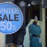 Xειμερινές εκπτώσεις: Έως πότε διαρκούν – Τι πρέπει να προσέχουν οι καταναλωτές