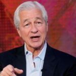 «Χρειαζόμαστε ένα πιο ισχυρό ΝΑΤΟ – Μία πιο ισχυρή Ευρώπη», είπε ο πρόεδρος της JPMorgan