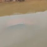 Αυτοκίνητο ξεπρόβαλε μέσα από το ρέμα Κόρμπι της Βάρης λίγες μέρες μετά την κακοκαιρία