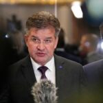 Σλοβακία: Παραιτήθηκε ο σύμβουλος εθνικής ασφαλείας μετά τη δημοσίευση μηνυμάτων του με τον Επστάιν