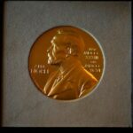 Τι απαντά η επιτροπή των Νόμπελ για τη δήλωση Ματσάδο ότι θα το δώσει στον Τραμπ