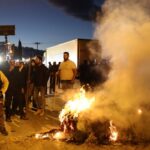 Αγρότες: Ανοίγουν σταδιακά τους δρόμους και προσέρχονται στο ραντεβού της Τρίτης με τον Μητσοτάκη