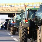 Αγρότες: Η ώρα των αποφάσεων για τα μπλόκα – Αποσύρονται από Πράσινα Φανάρια, Μικροθήβες, Αρτα