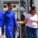 Απελευθερώθηκαν τουλάχιστον 104 πολιτικοί κρατούμενοι στη Βενεζουέλα