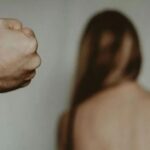 Άγριος ξυλοδαρμός 37χρονης στην Εύβοια από τον σύντροφό της: Μεταφέρθηκε με κακώσεις στο νοσοκομείο