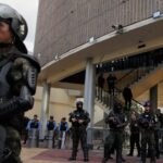 Σοβαρός τραυματισμός βουλευτή στην Ονδούρα – Της πέταξαν εκρηκτικό μηχανισμό στο κεφάλι