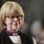 Ποια είναι η Σάρα Μάλαλι, η πρώτη γυναίκα επικεφαλής της Εκκλησίας της Αγγλίας