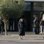 Γιώργος Παπαδάκης: Ποιοι τον αποχαιρέτησαν – Πολιτικοί, δημοσιογράφοι και πλήθος κόσμου