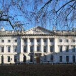 «Σύννομη η κατασκευή της υπερ -πρεσβείας μας στο Λονδίνο» λέει το Πεκίνο – Ποιοι αντιδρούν