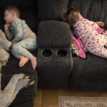 Κύμα ψύχους στις ΗΠΑ: Οικογένεια προσφέρει «ζεστασιά» σε νεογέννητο μασχαράκι