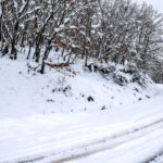 Επέλαση χαμηλού βαρομετρικού στη χώρα: Τριήμερο με τοπικές θύελλες, καταιγίδες και χιόνια