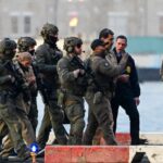 Το θρίλερ με τη δίκη Μαδούρο, η υπερασπιστική του γραμμή και οι διεθνείς αντιδράσεις