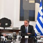 Μητσοτάκης στην υπογραφή για τους υδρογονάνθρακες: Η χώρα κάνει άλμα στον τομέα της ενέργειας
