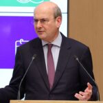 Χατζηδάκης για Κωνσταντοπούλου: «Κανένας δεν έχει μείνει στην πολιτική επειδή έβριζε τους απέναντι»