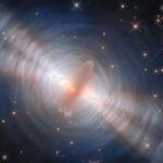 Το διαστημικό τηλεσκόπιο Hubble καταγράφει τις τελευταίες πνοές ενός άστρου που πεθαίνει