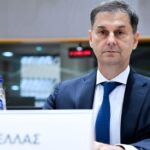 Με ρόλο παρατηρητή ο Χάρης Θεοχάρης εκ μέρους της Ελλάδας στο Συμβούλιο Ειρήνης του Τραμπ