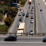 Οδηγός πήγαινε με την όπισθεν στη ΛΕΑ της λεωφόρου Σχιστού – Ήθελε να αποφύγει την κίνηση
