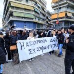 Όταν η ανάγκη καταπίνει την αξιοπρέπεια