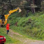 Επιχείρηση ανατίναξης του βράχου 40 τόνων στο Κατάκολο – Είχε αποκολληθεί από το βουνό