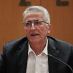 «Να διευκολύνει» και να μην είναι πάλι υποψήφιος στη ΓΣΕΕ ζητά το ΠΑΣΟΚ από τον Παναγόπουλο