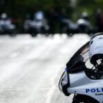 Έκρηξη με γκαζάκια στα Εξάρχεια σε είσοδο πολυκατοικίας: Υλικές ζημιές, δεν υπάρχουν τραυματίες