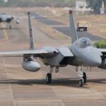 Αμερικανικό αεροσκάφος F-15 συνετρίβη στο Κουβέιτ: Δείτε βίντεο με τη στιγμή της πτώσης